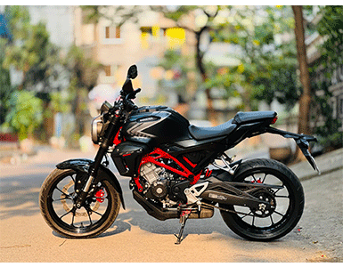 Onlayn porno video: xotin, er va gey