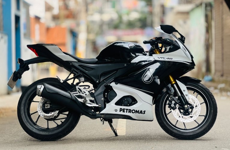 yamaha v4 arvan bike price new model