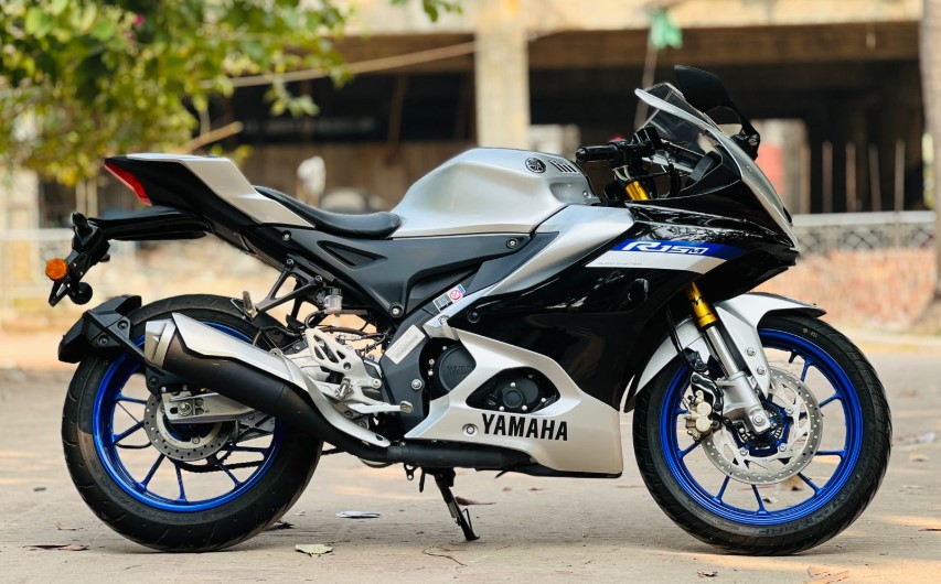 Yamaha R15M BS7 Icon Performance 2800KM